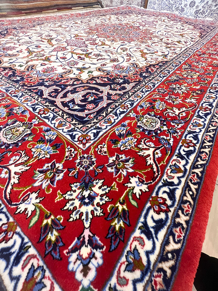 ペルシャ絨毯・イスファハン産
