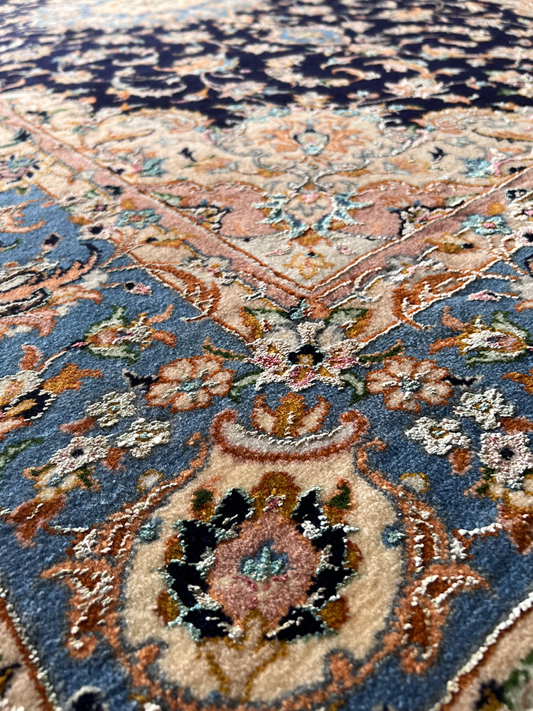 カシャーン産絨毯