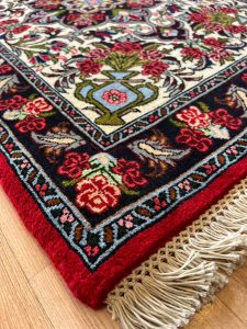 ビジャー産ペルシャ絨毯