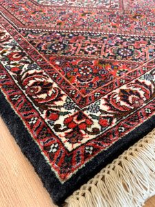 ビジャー産ペルシャ絨毯