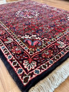 ビジャー産ペルシャ絨毯