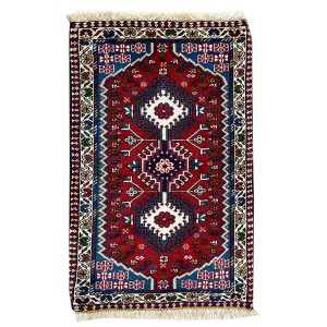 ヤラメ産ペルシャ絨毯