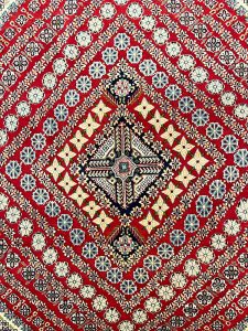 ナイン・トゥデシク絨毯