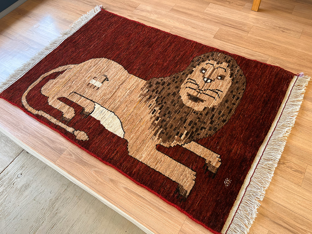 ライオンギャッベ