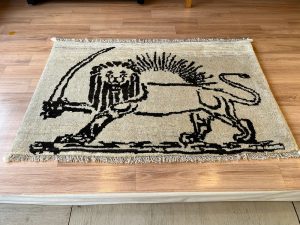 ライオンギャッベ