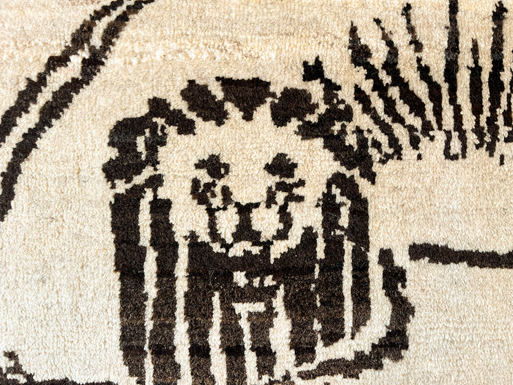 ライオンギャッベ