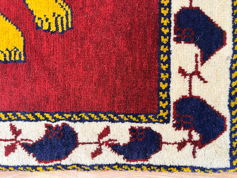 ライオンギャッベ