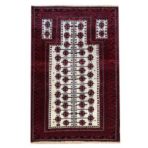 バルーチ産ペルシャ絨毯