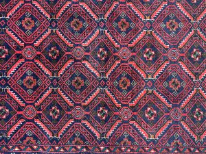 バルーチ産ペルシャ絨毯