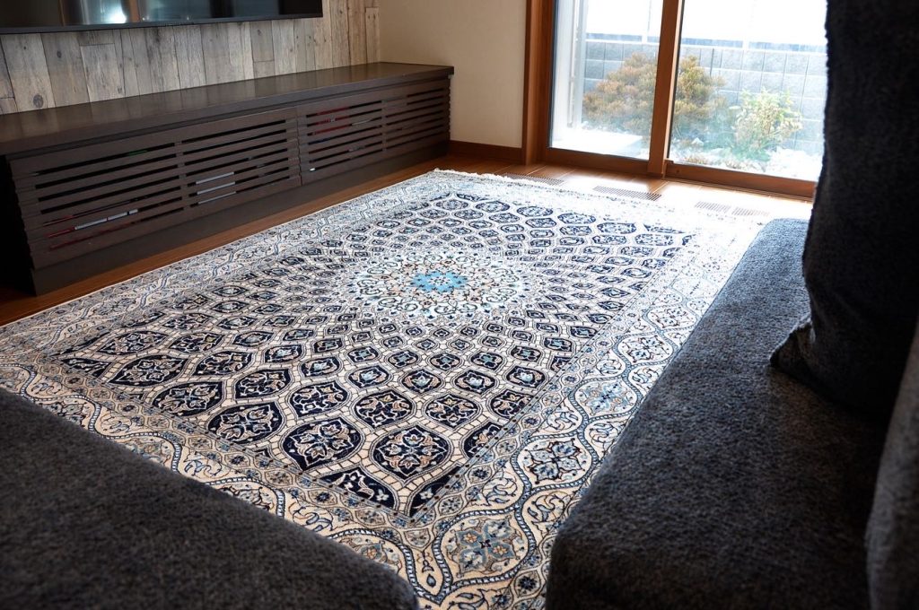 NAIN ６LAペルシャ絨毯